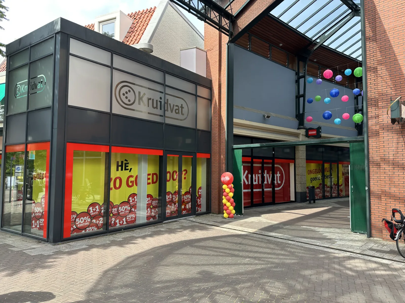 Gevel van winkelcentrum De Kerverij in Valkenswaard