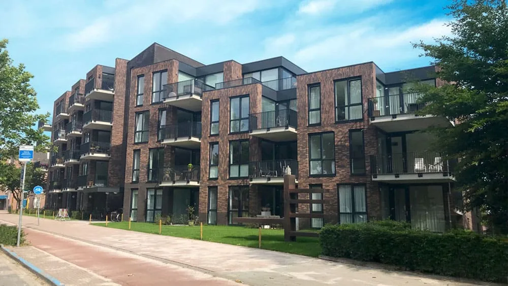 Appartementengebouw aan de Valkenierstraat in het centrum van Valkenswaard